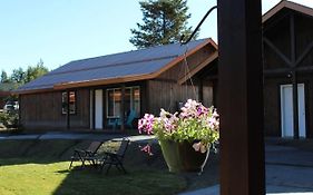 Family Cabin Unit 10